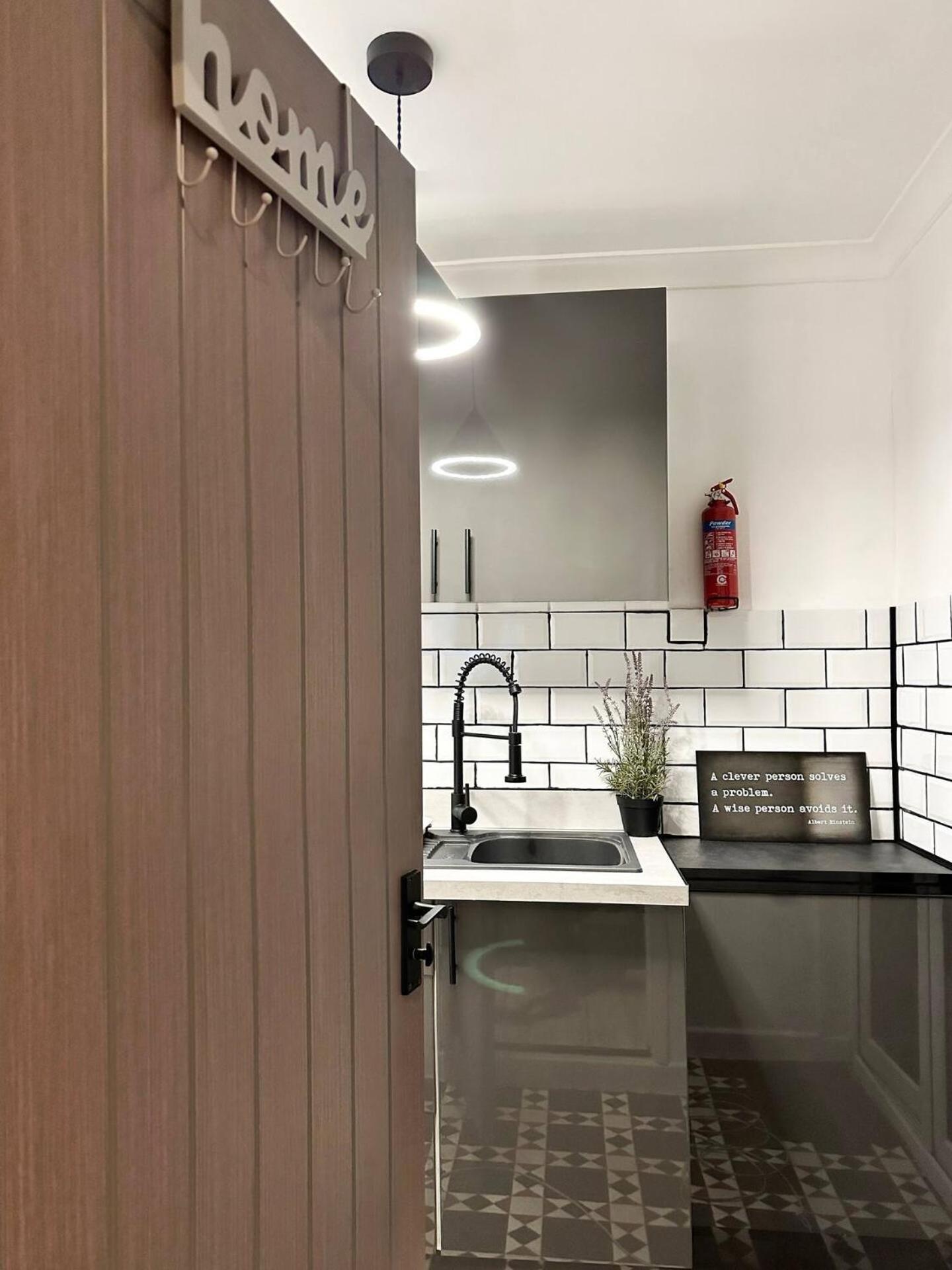 Boutique Backyard Bungalow - Brimsdown Enfield Esterno foto